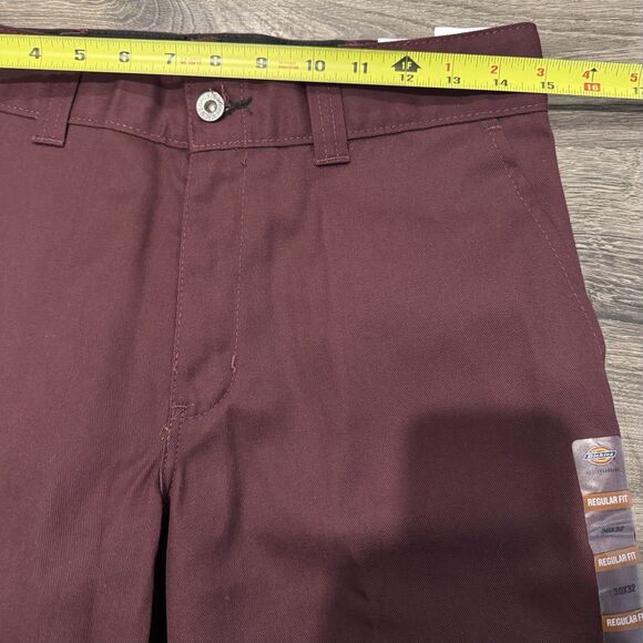 Dickies Skateboarding Regular Fit Pants Men's  30x32  Maroon Twill New W/ Tags - Picture 3 of 11